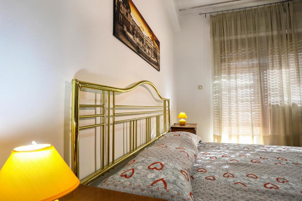 Bed and Breakfast A Casa Di Fra' Palermo Exterior foto